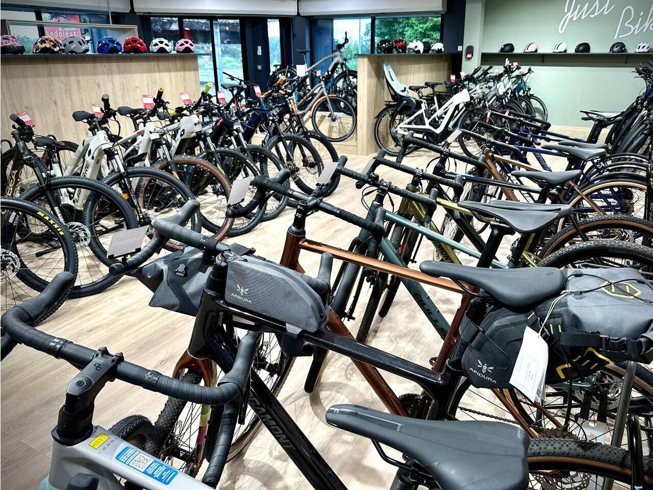 VELOLAND LORIENT magasin de vélo à Caudan Veloland Caudan magasin vélos