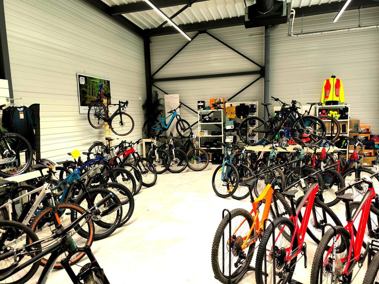 Action Vélo magasin de vélo à Saintes Magasin Veloland Saintes