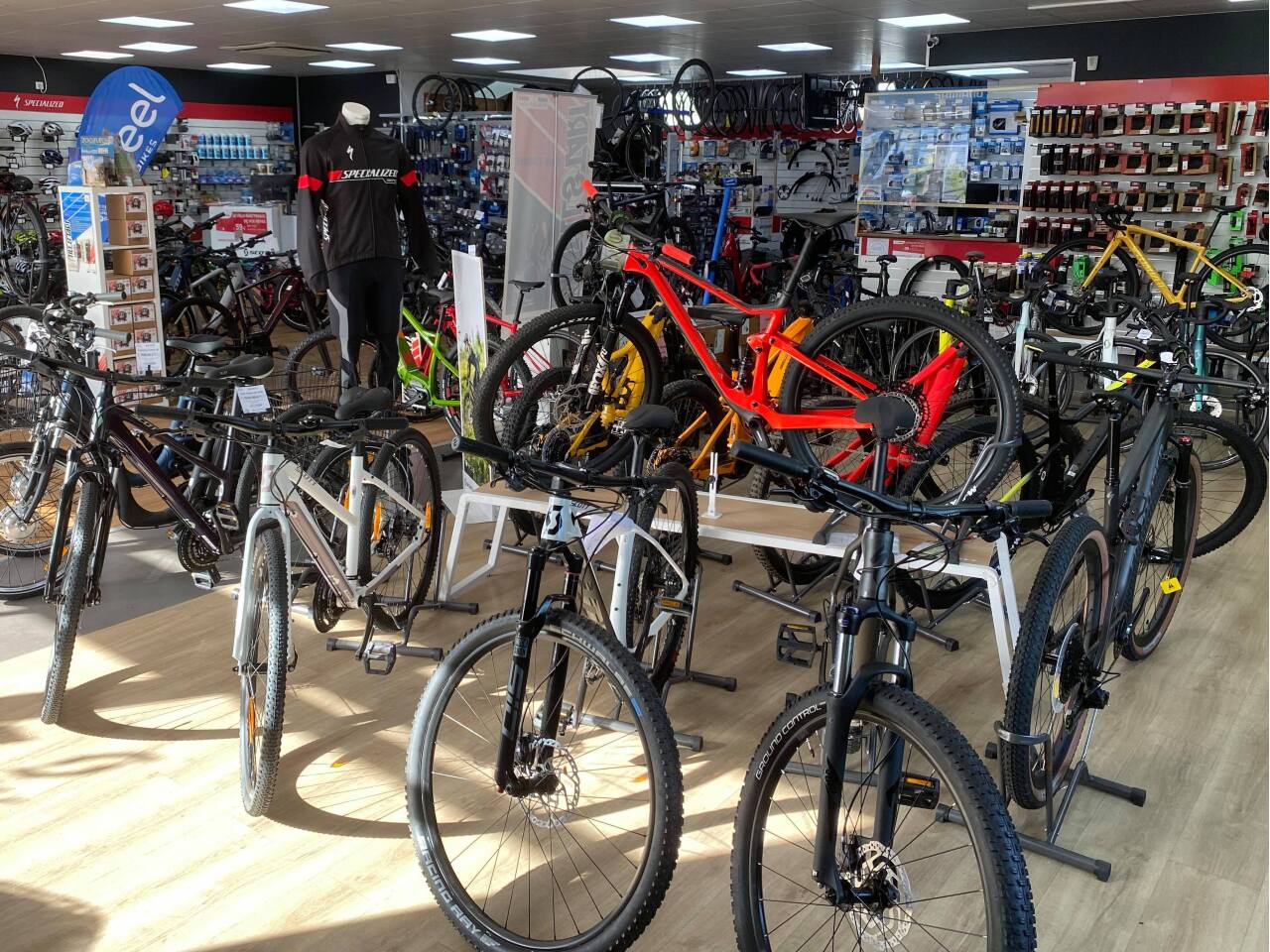 CYCLES DU LOIR magasin de vélo à La flèche 